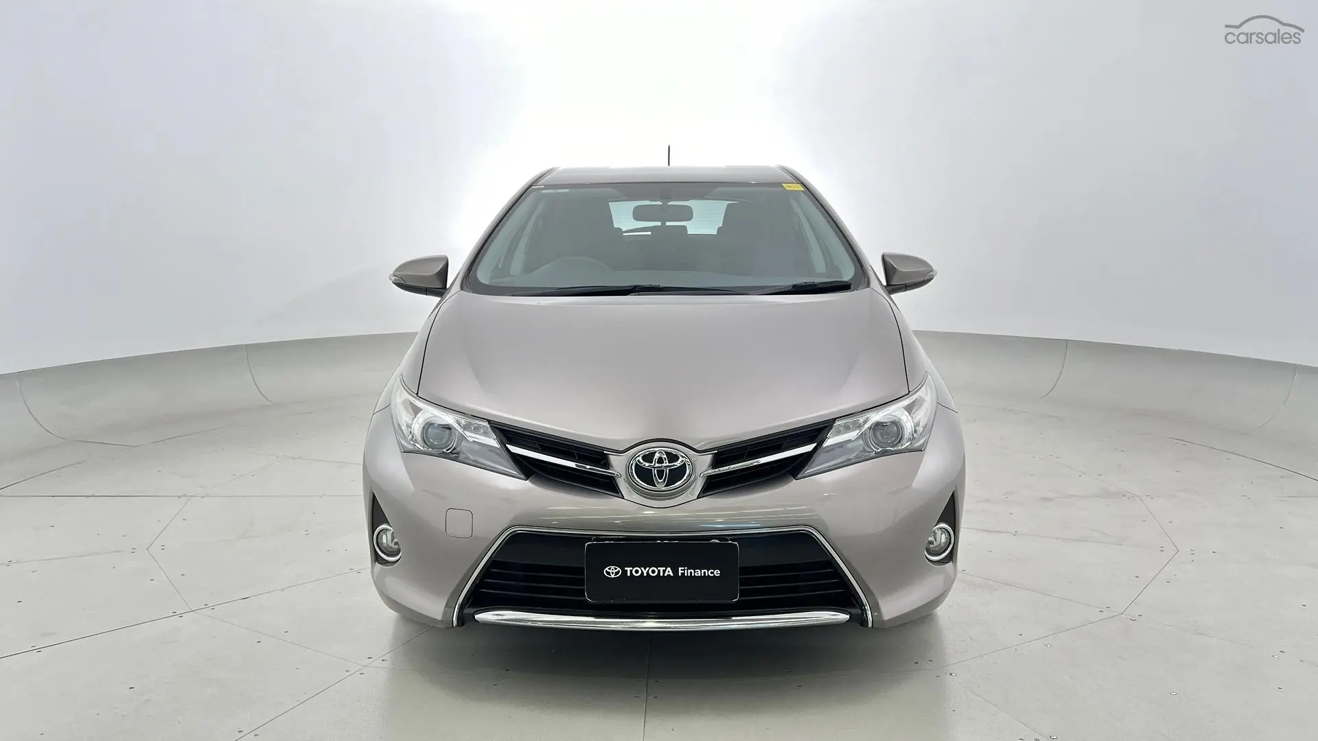 2013 Toyota Corolla Image 10