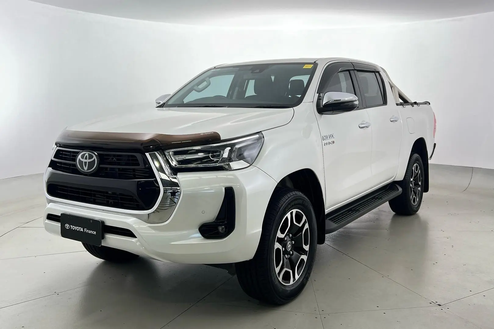 2022 Toyota Hilux Gallery Image 10