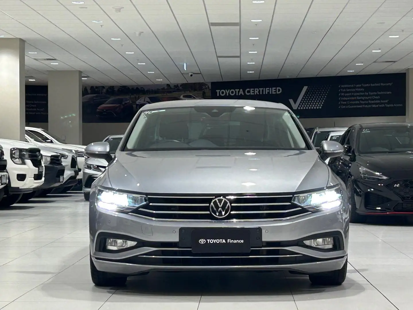 2022 Volkswagen Passat Gallery Image 4