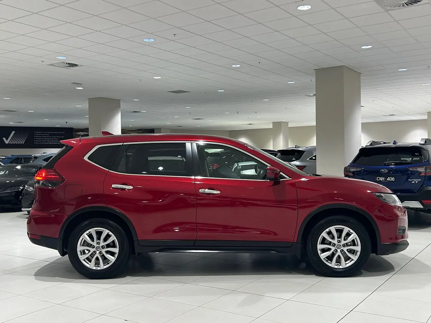 2022 Nissan X-TRAIL Gallery Image 2