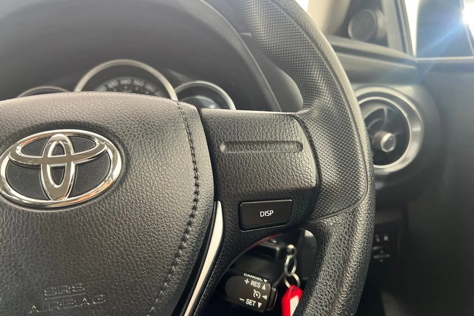 2018 Toyota Corolla Gallery Image 21