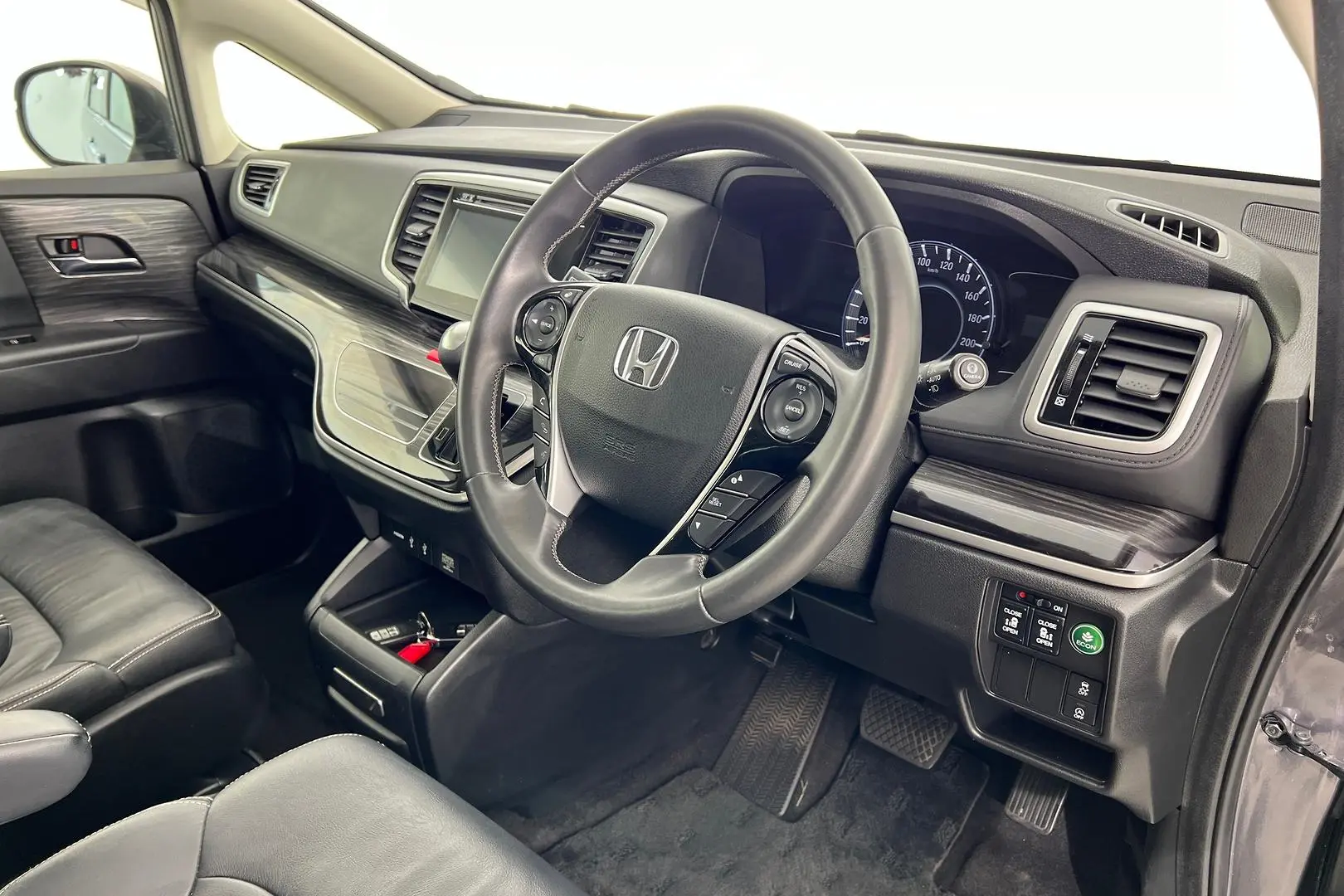 2016 Honda Odyssey Image 3