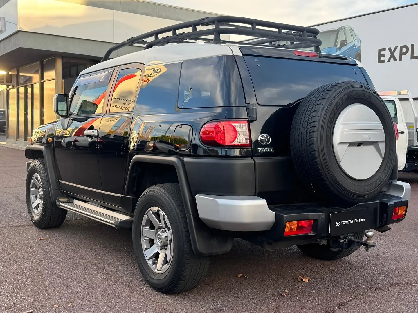 2014 Toyota FJ Cruiser Gallery Image 7