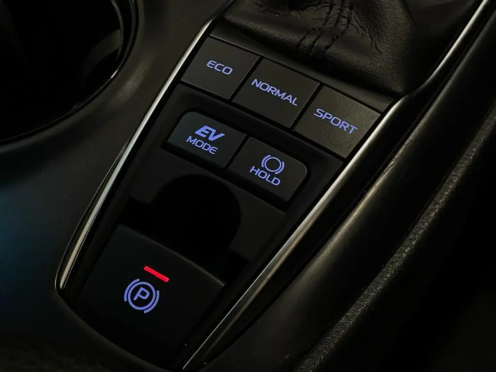 2020 Toyota Camry Gallery Image 23