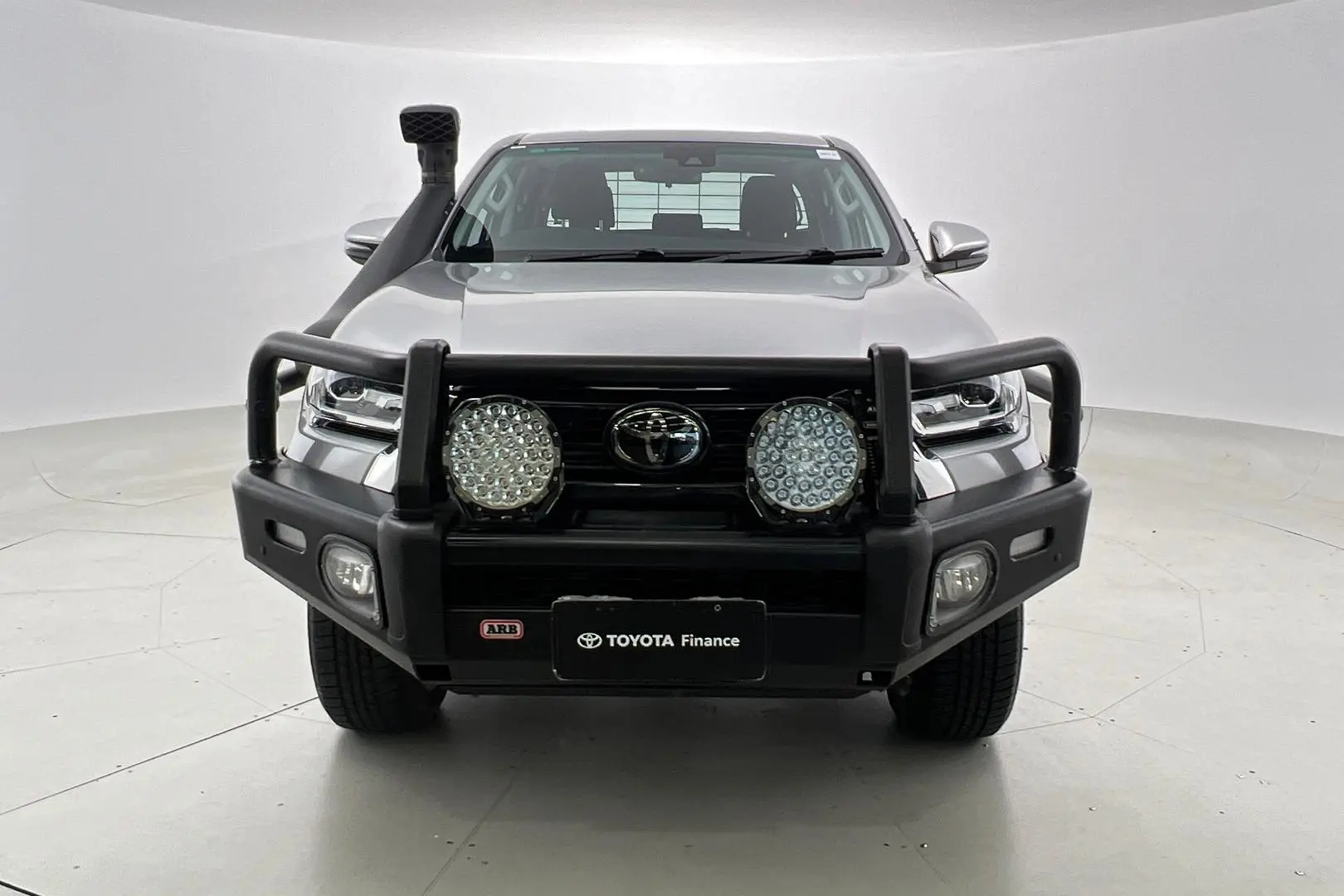 2022 Toyota Hilux Gallery Image 6