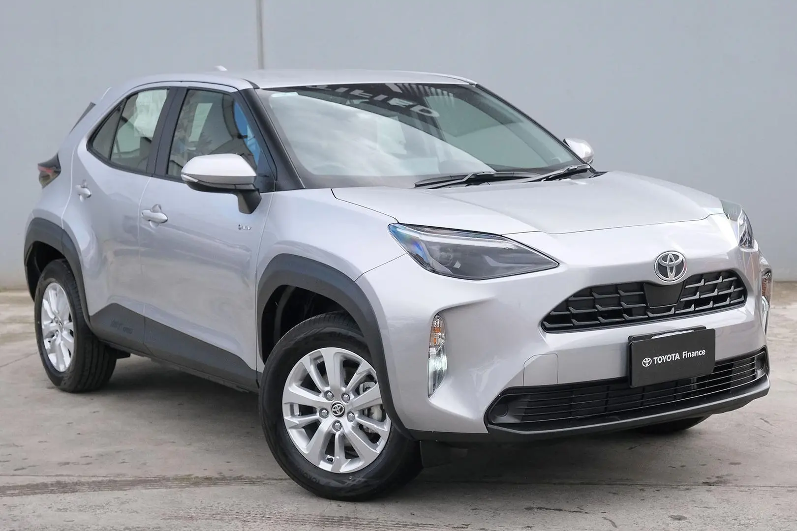 2024 Toyota Yaris Cross Gallery Image 1