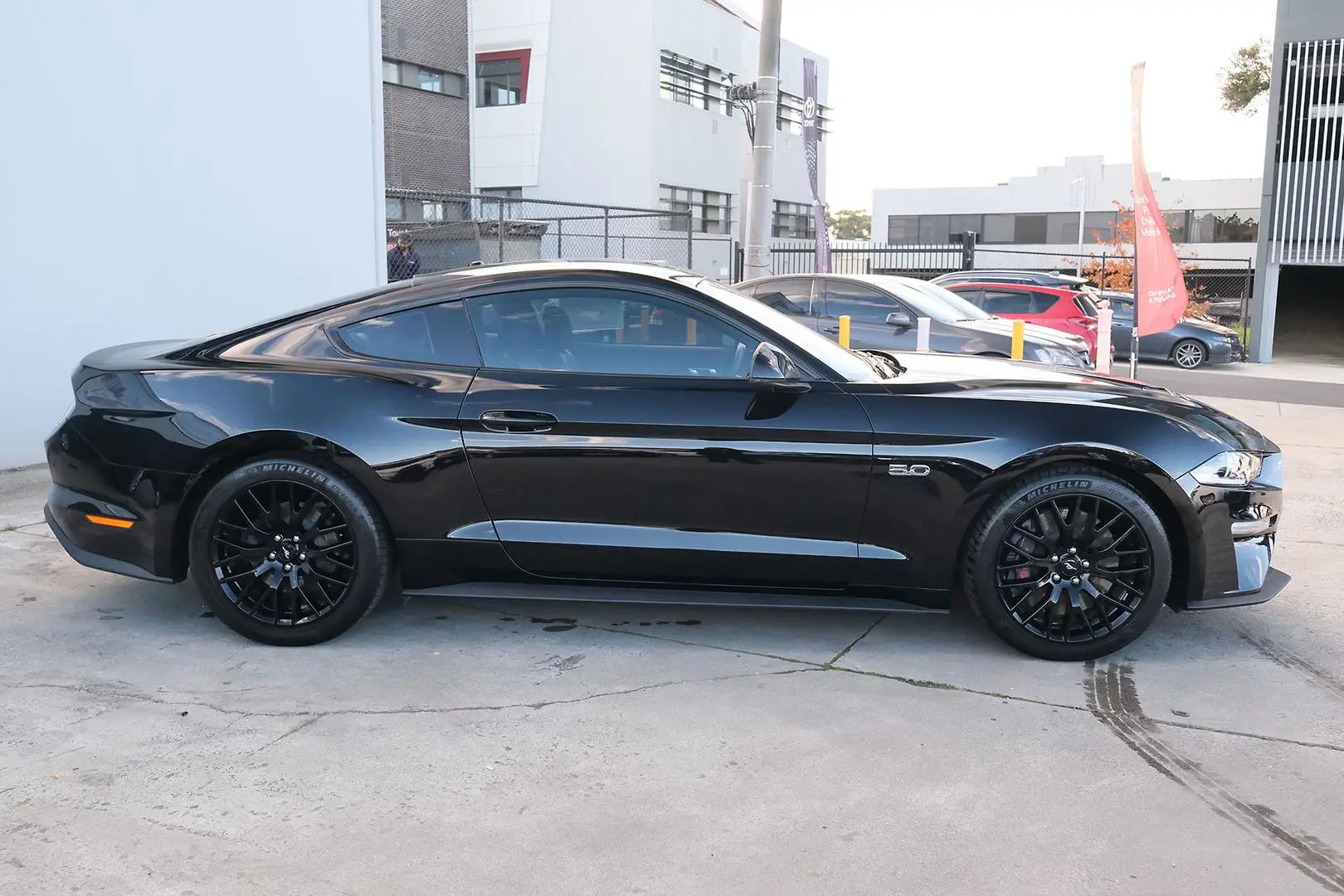 2018 Ford Mustang Gallery Image 5