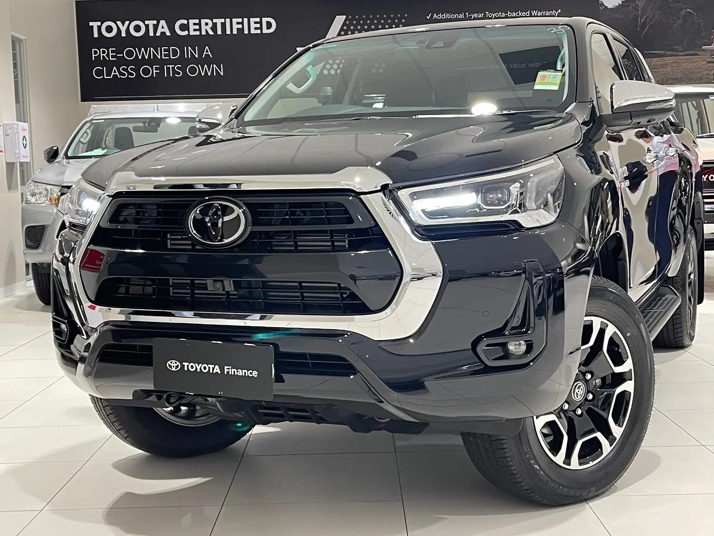 2023 Toyota Hilux Gallery Image 7