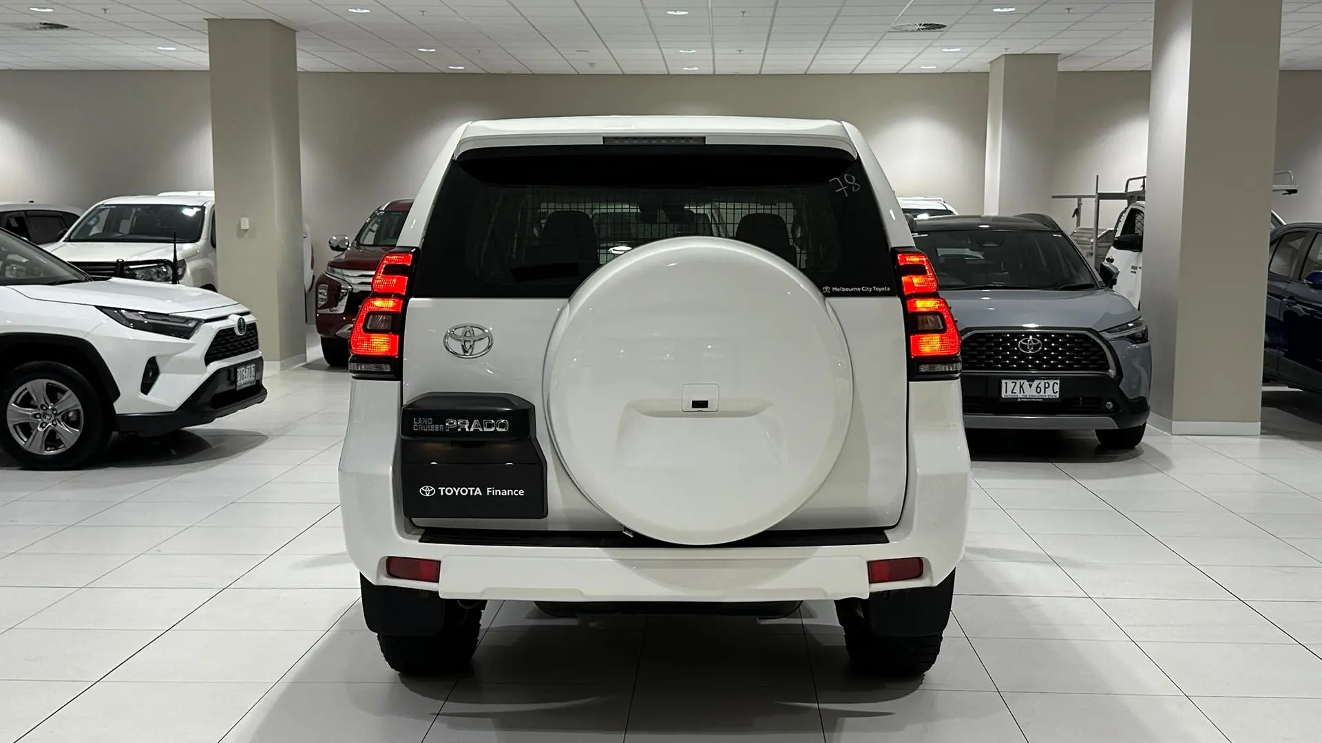2022 Toyota Landcruiser Prado Gallery Image 9