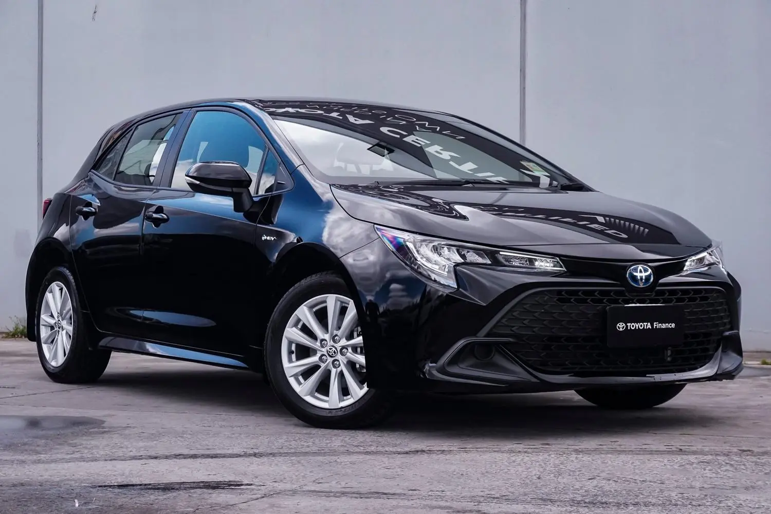 2024 Toyota Corolla Gallery Image 1