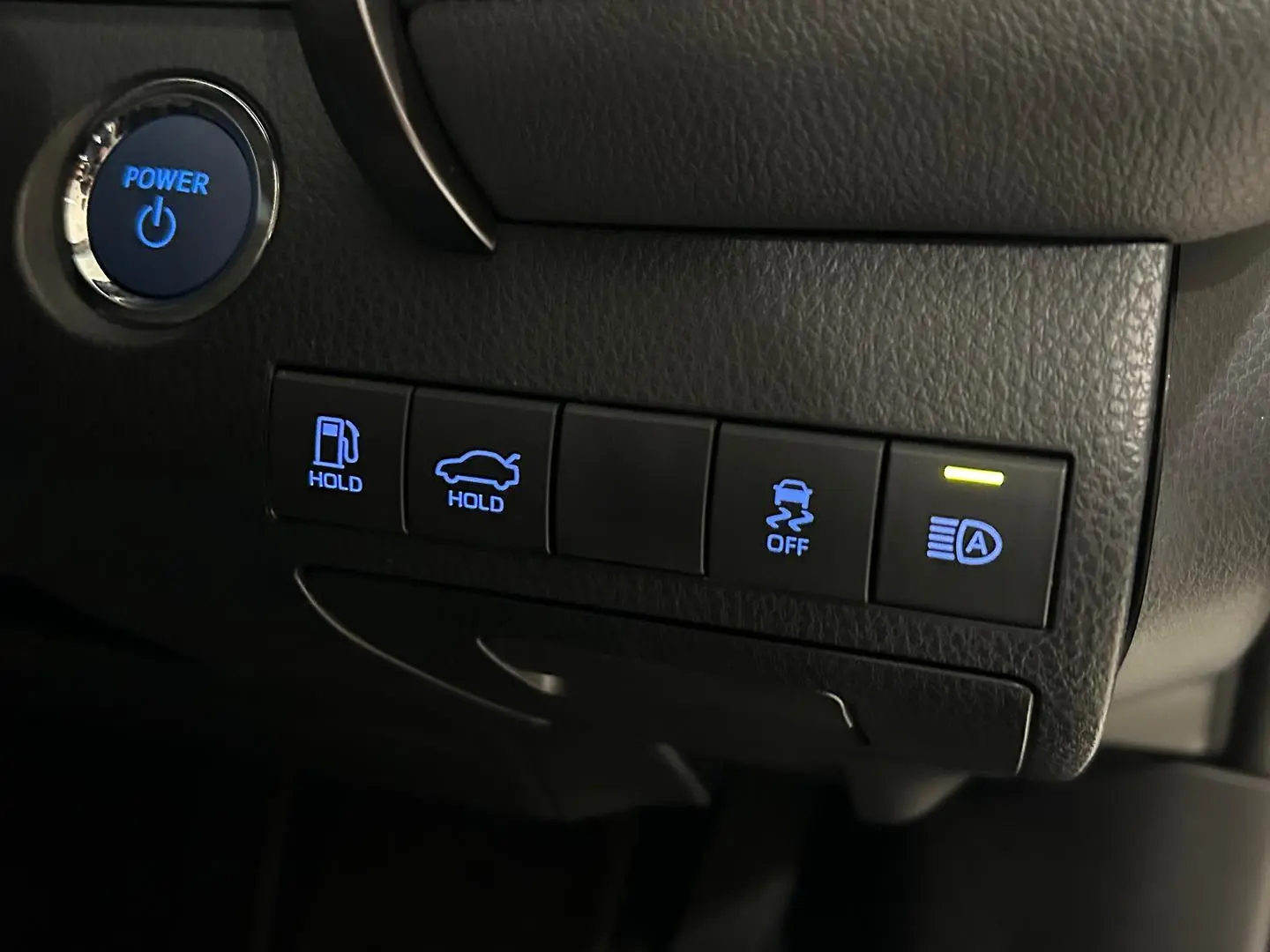 2021 Toyota Camry Gallery Image 22