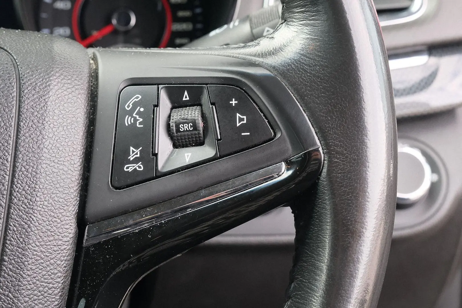 2016 Holden Commodore Gallery Image 14