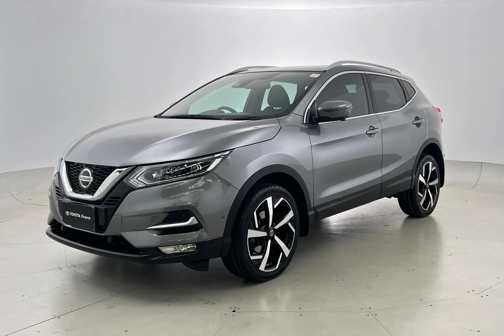 2019 Nissan QASHQAI Gallery Image 14