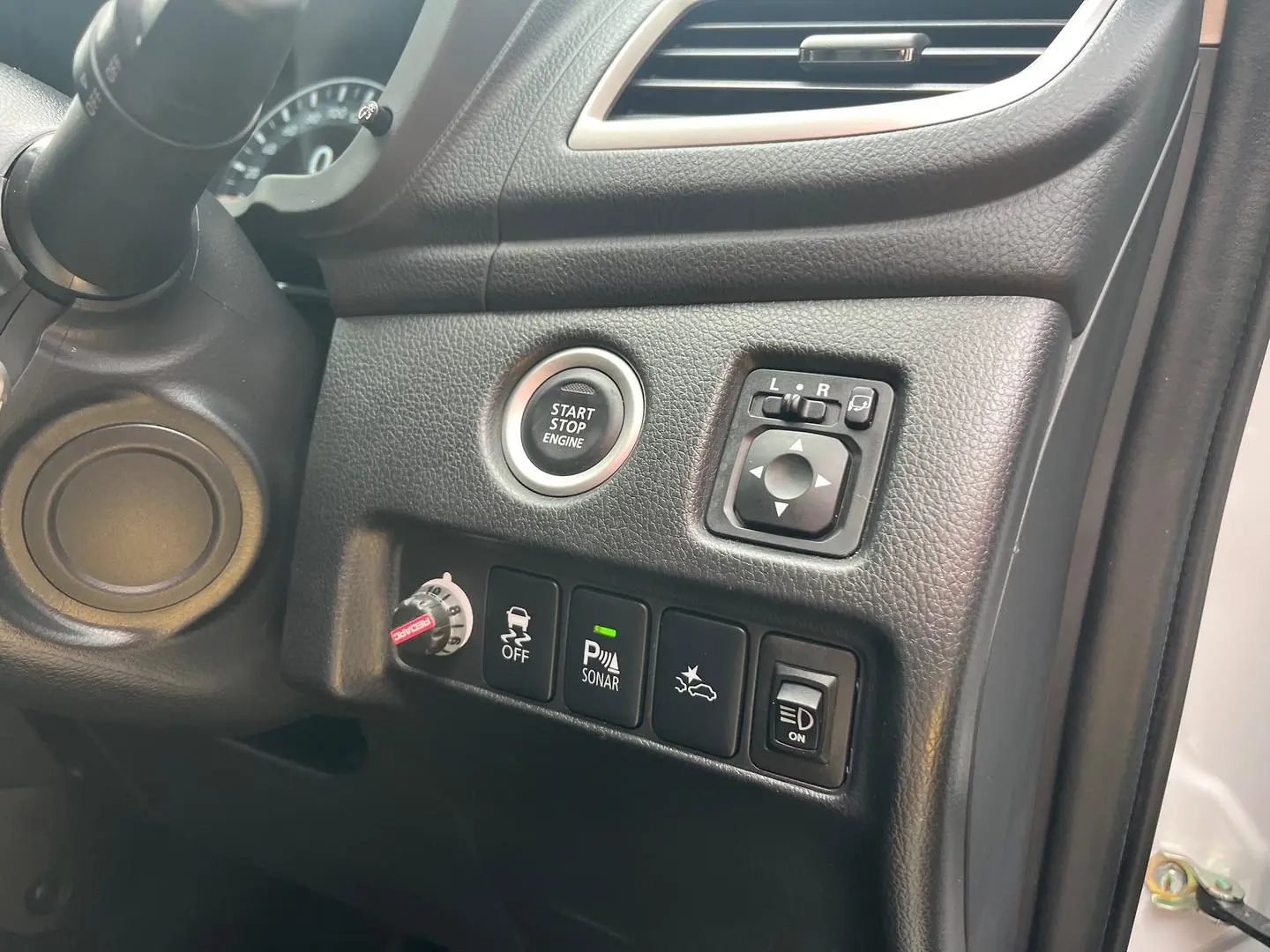 2023 Mitsubishi Pajero Sport Gallery Image 15
