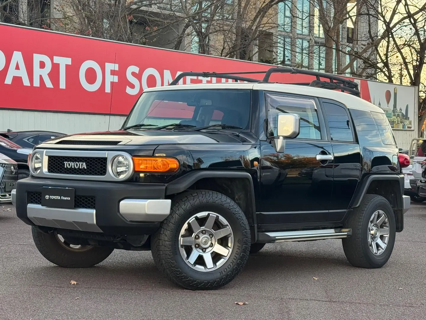 2014 Toyota FJ Cruiser Gallery Image 10