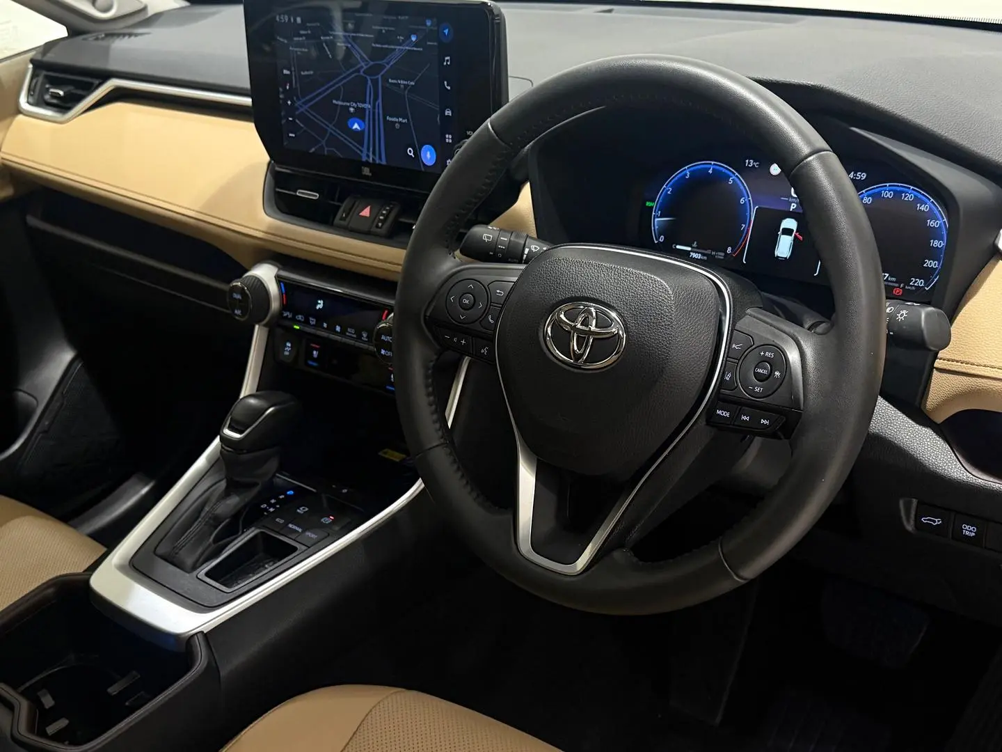 2024 Toyota RAV4 Gallery Image 13