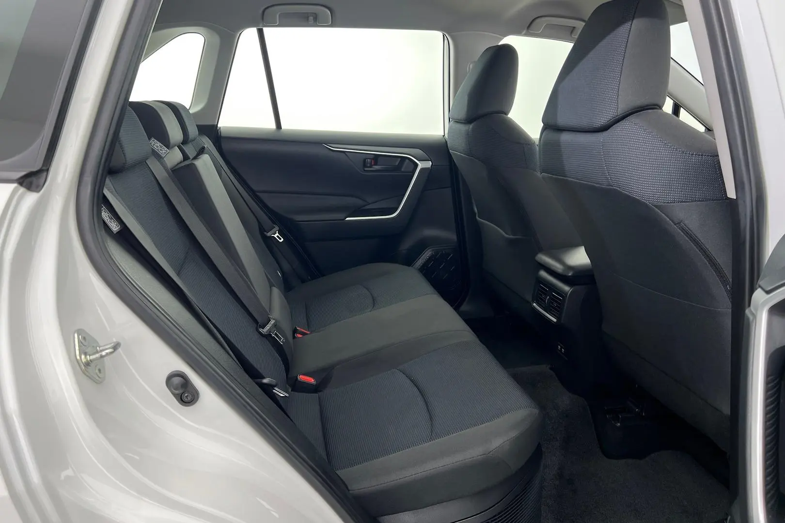 2022 Toyota RAV4 Gallery Image 15