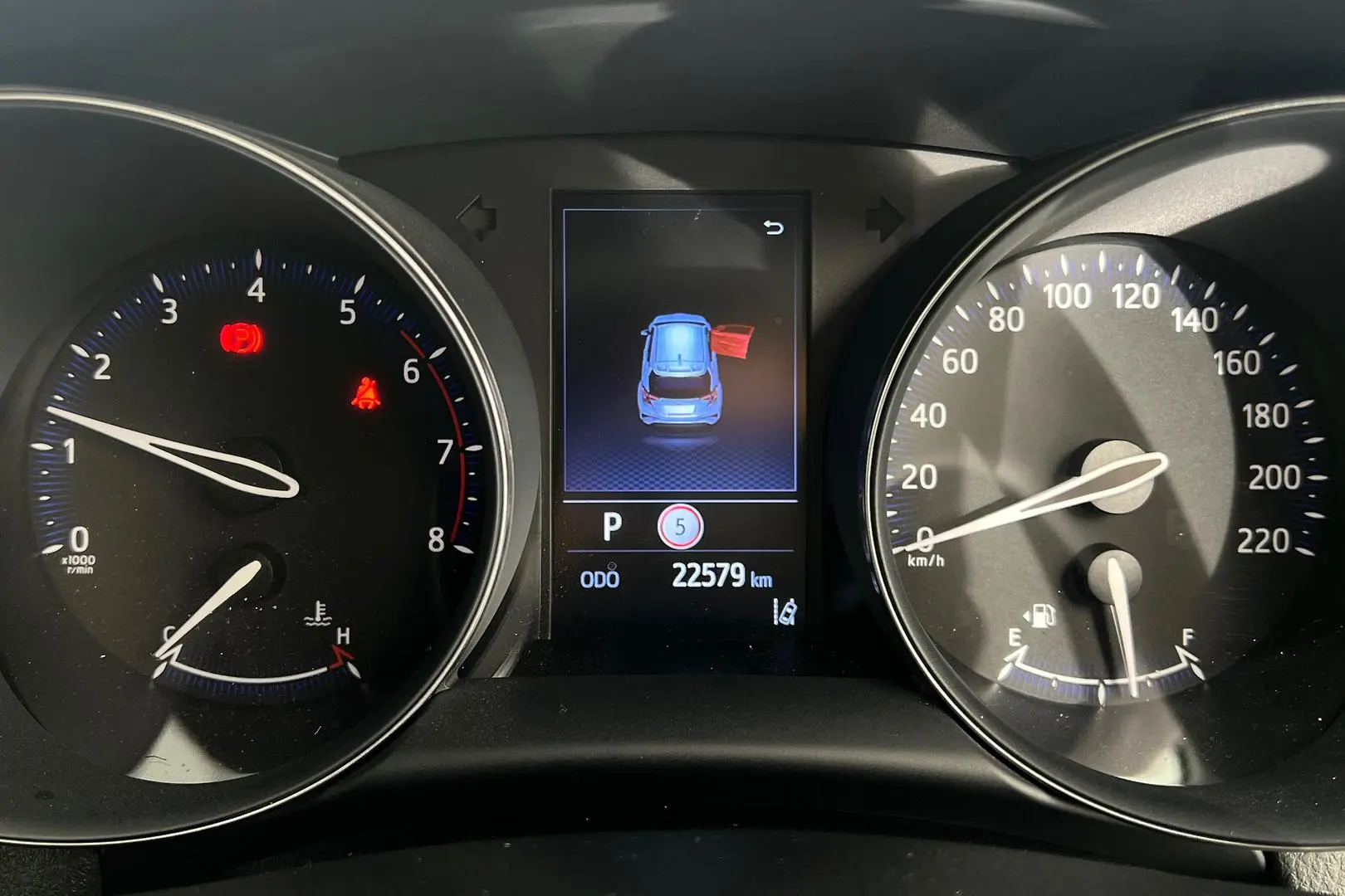 2021 Toyota C-HR Gallery Image 18