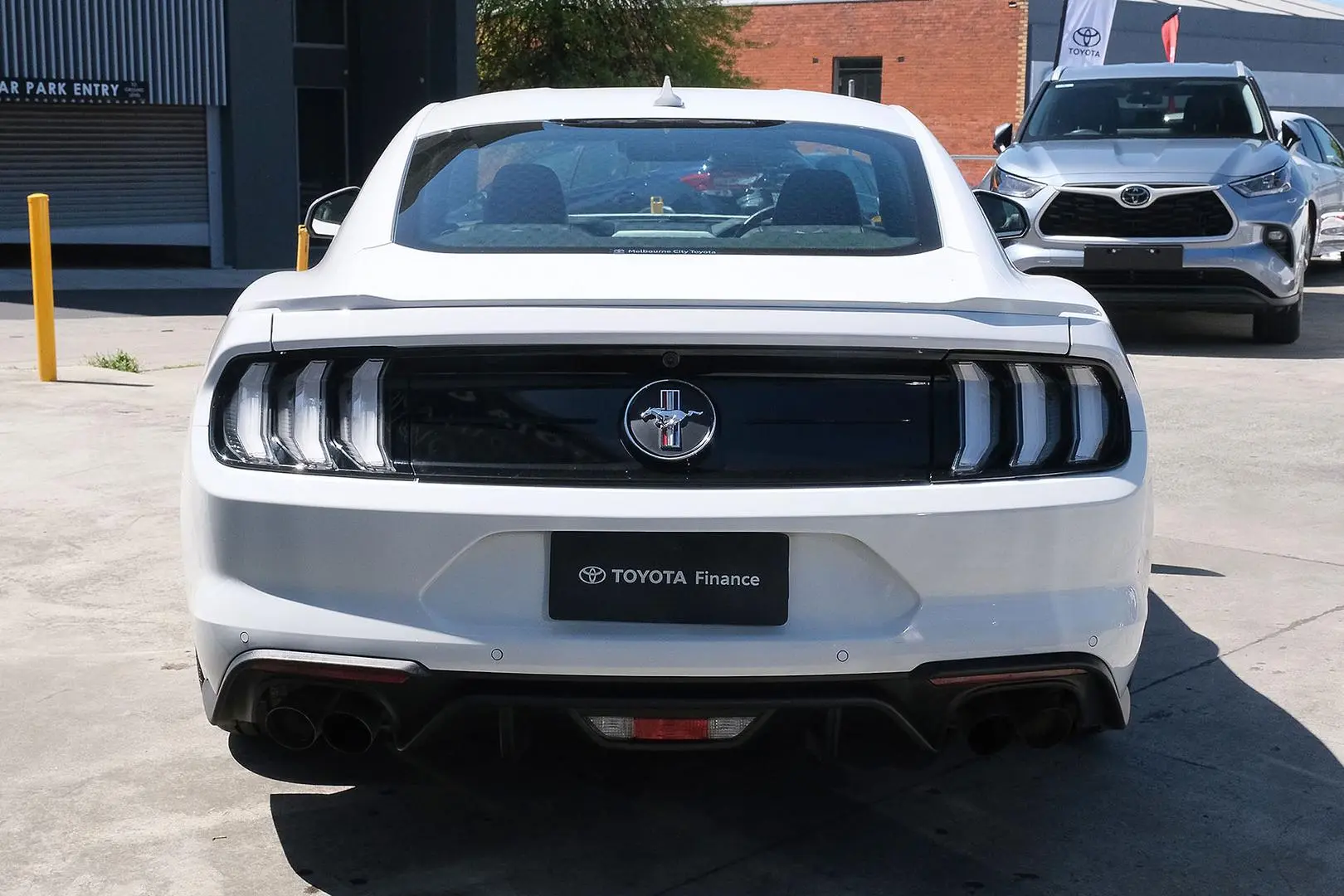 2021 Ford Mustang Gallery Image 4