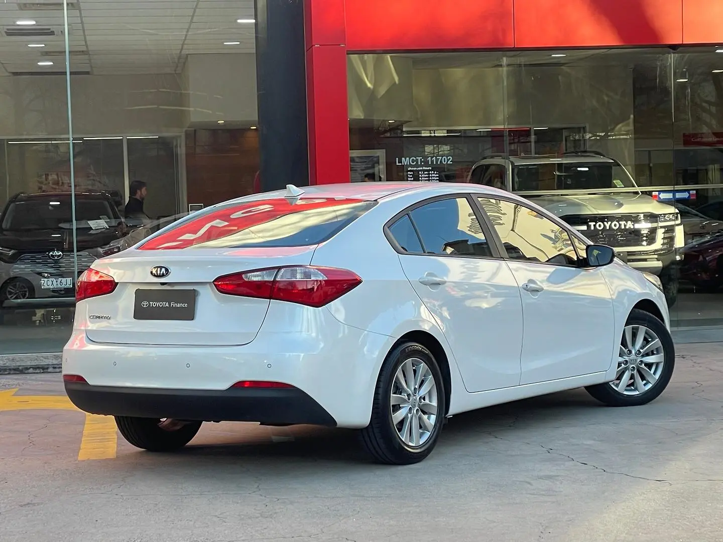 2015 Kia Cerato Gallery Image 10