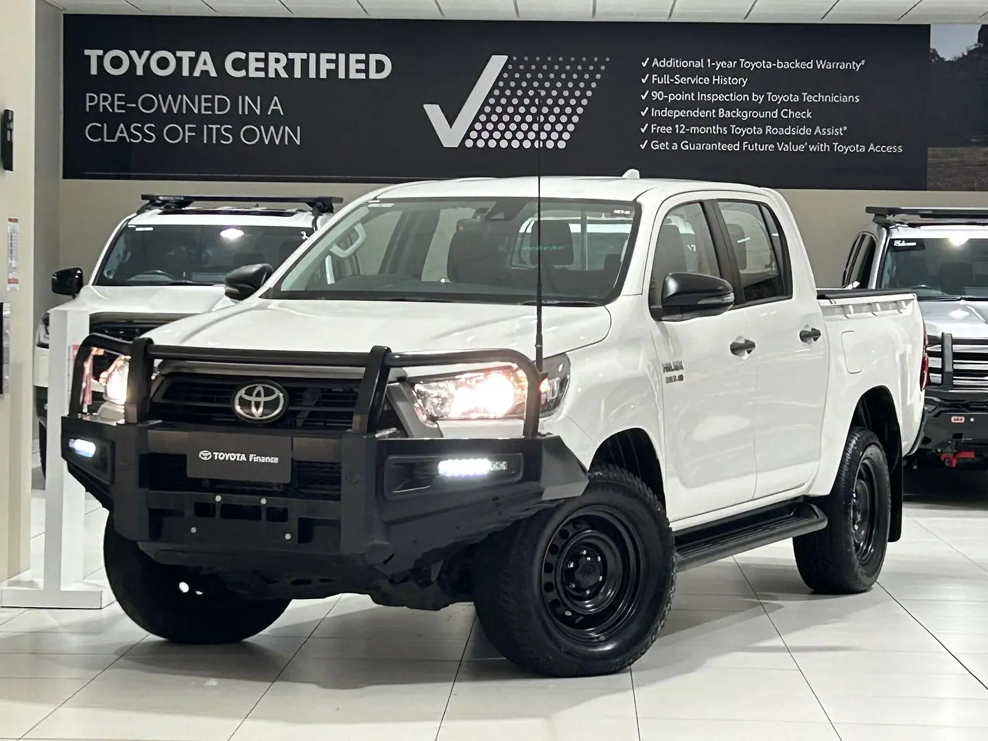 2022 Toyota Hilux Gallery Image 5