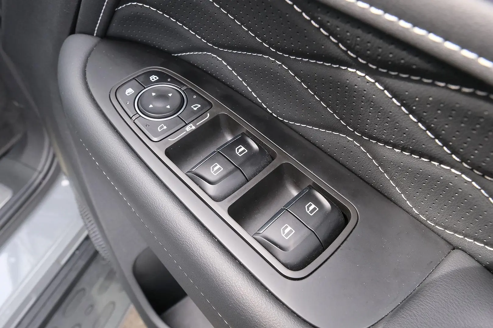 2024 GWM Tank 300 Gallery Image 17