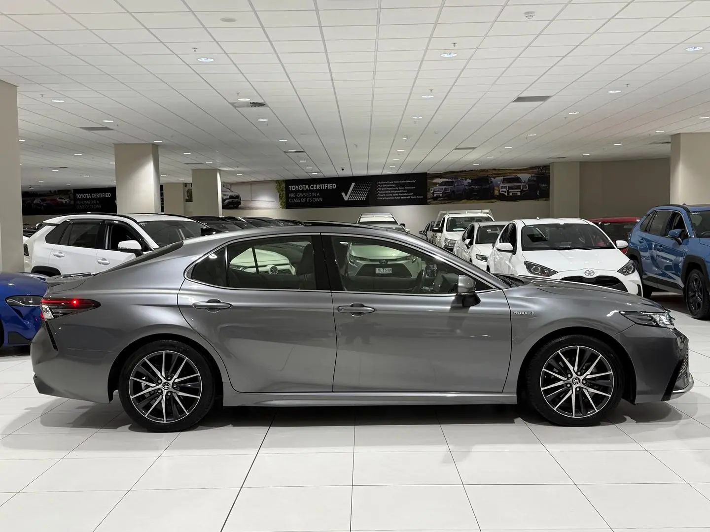 2021 Toyota Camry Gallery Image 2