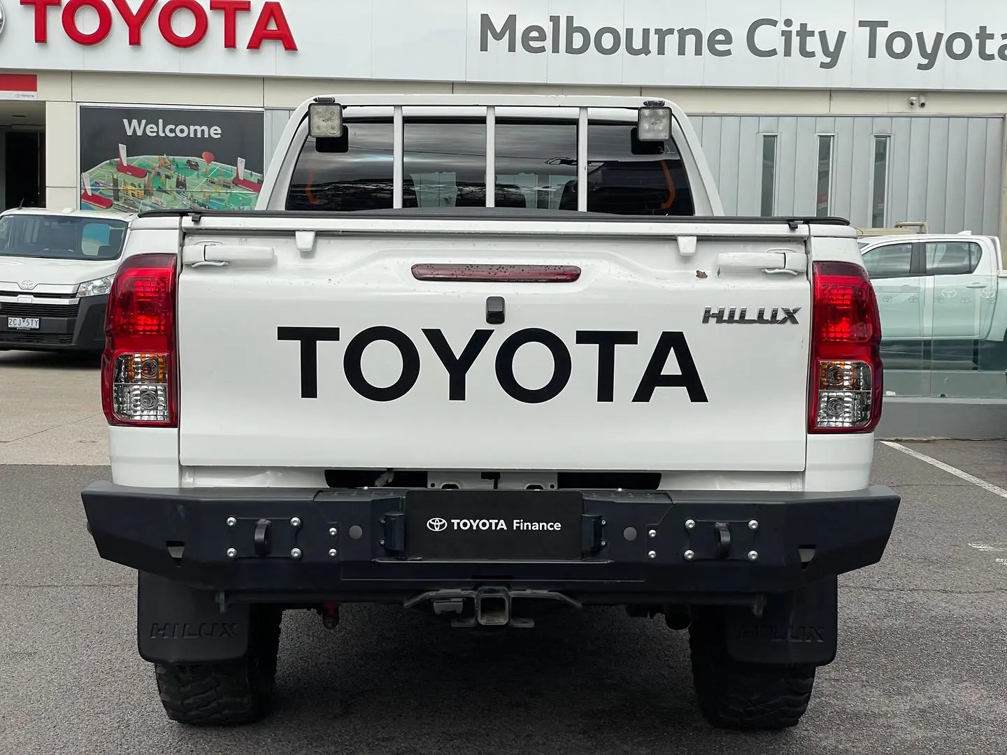 2020 Toyota Hilux Gallery Image 6