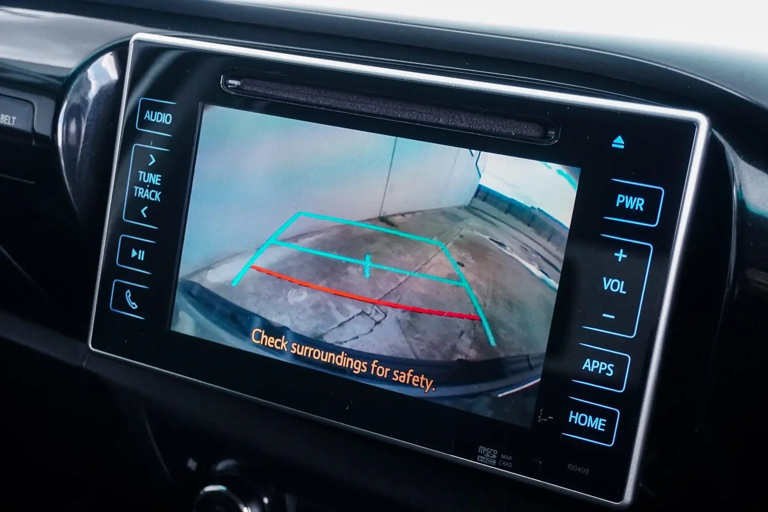 2018 Toyota Hilux Gallery Image 10