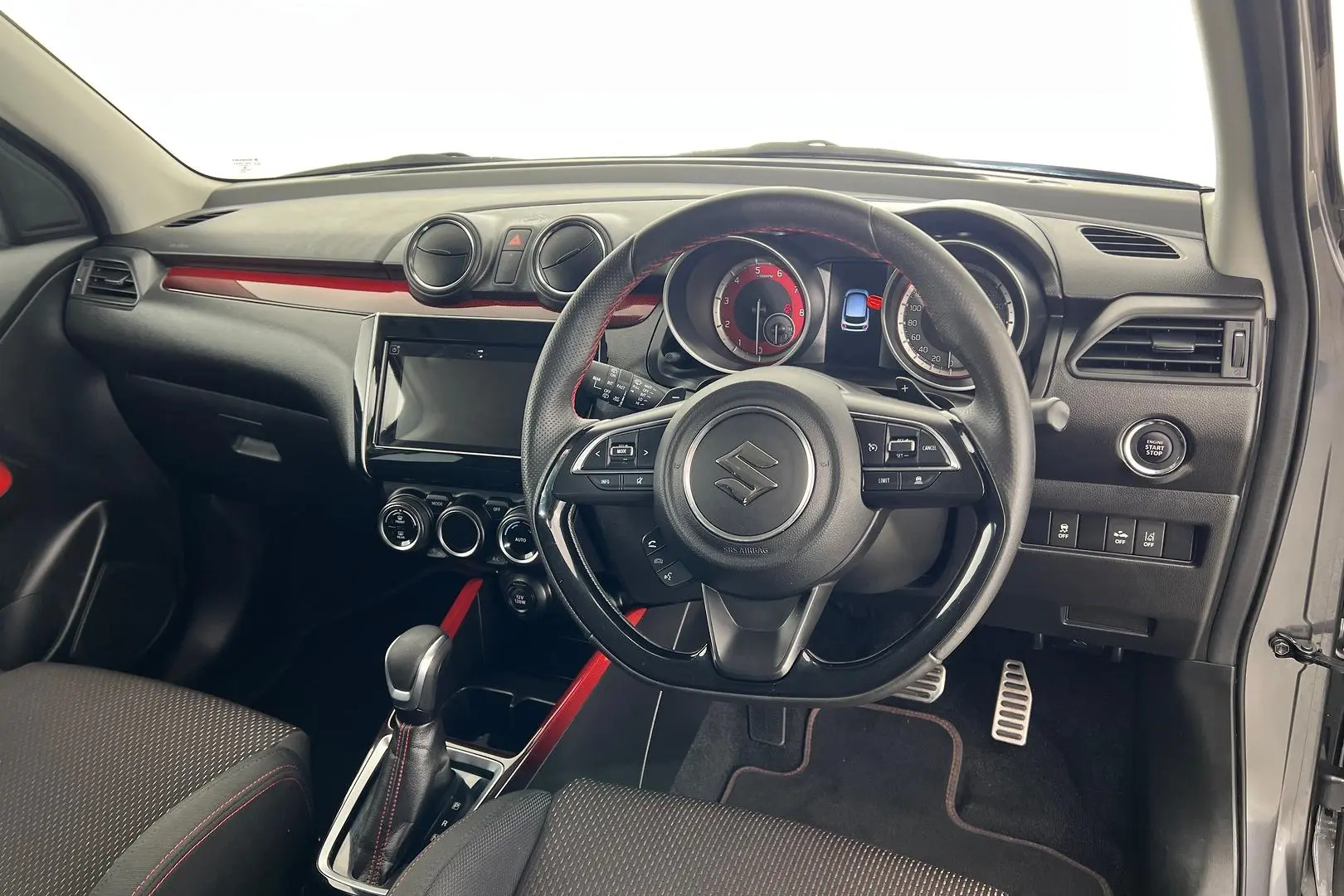 2018 Suzuki Swift Gallery Image 12