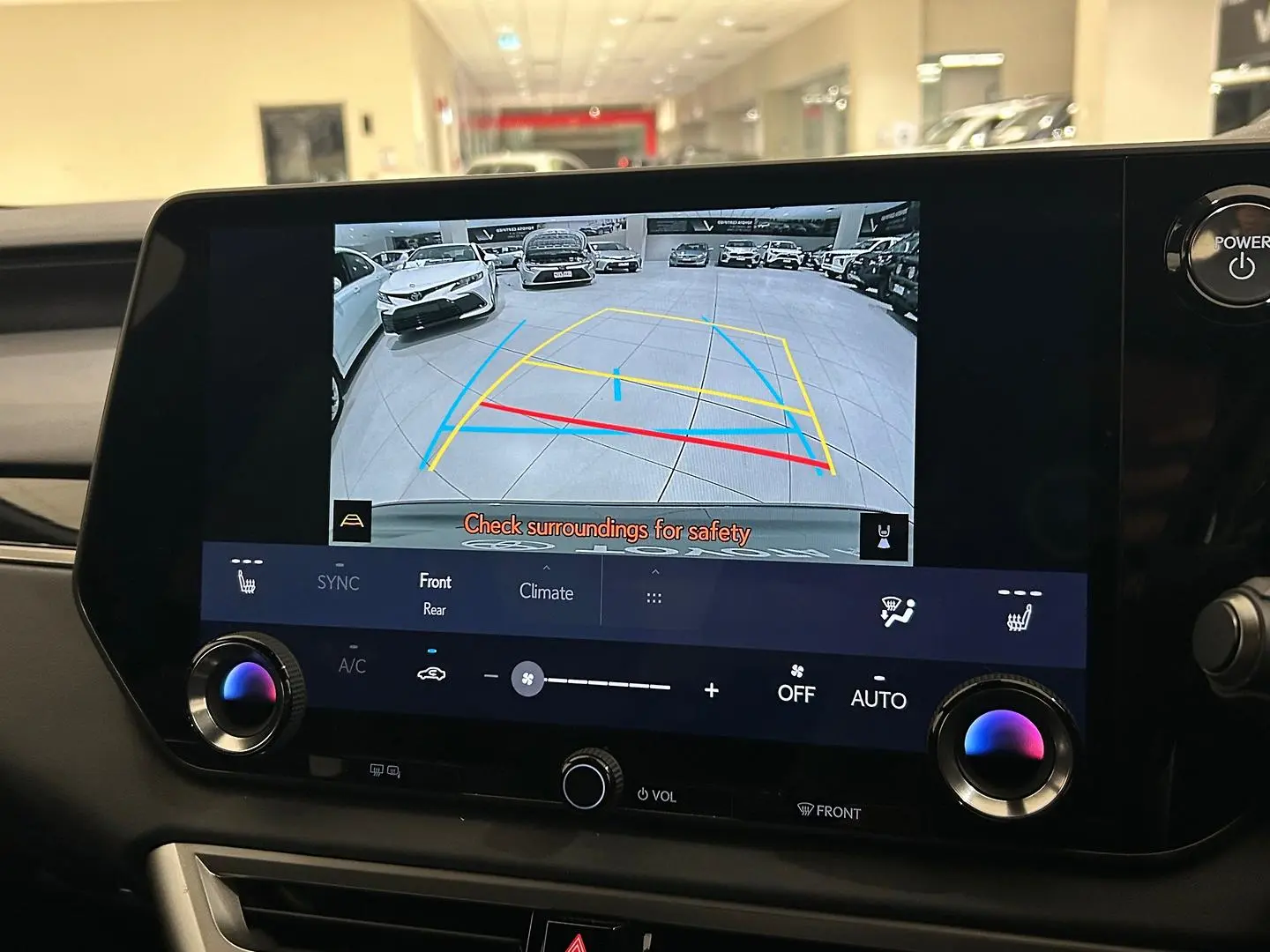 2024 Lexus RX Gallery Image 15