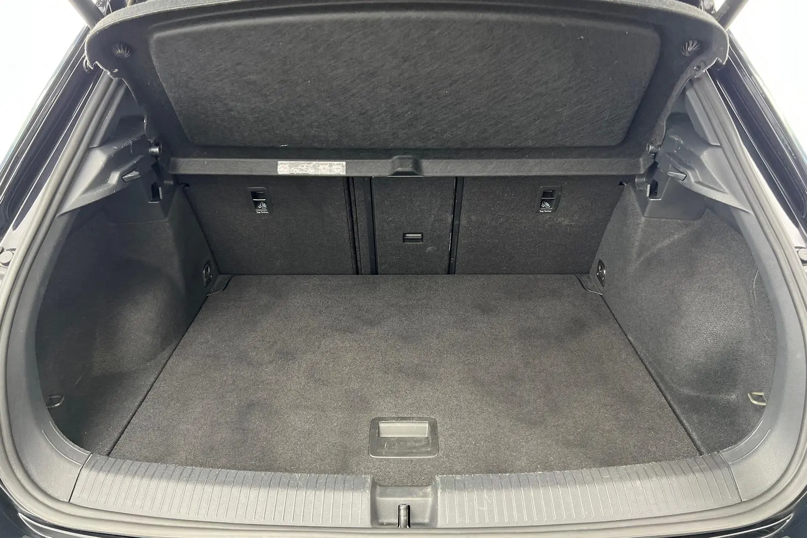 2021 Volkswagen T-Roc Gallery Image 20