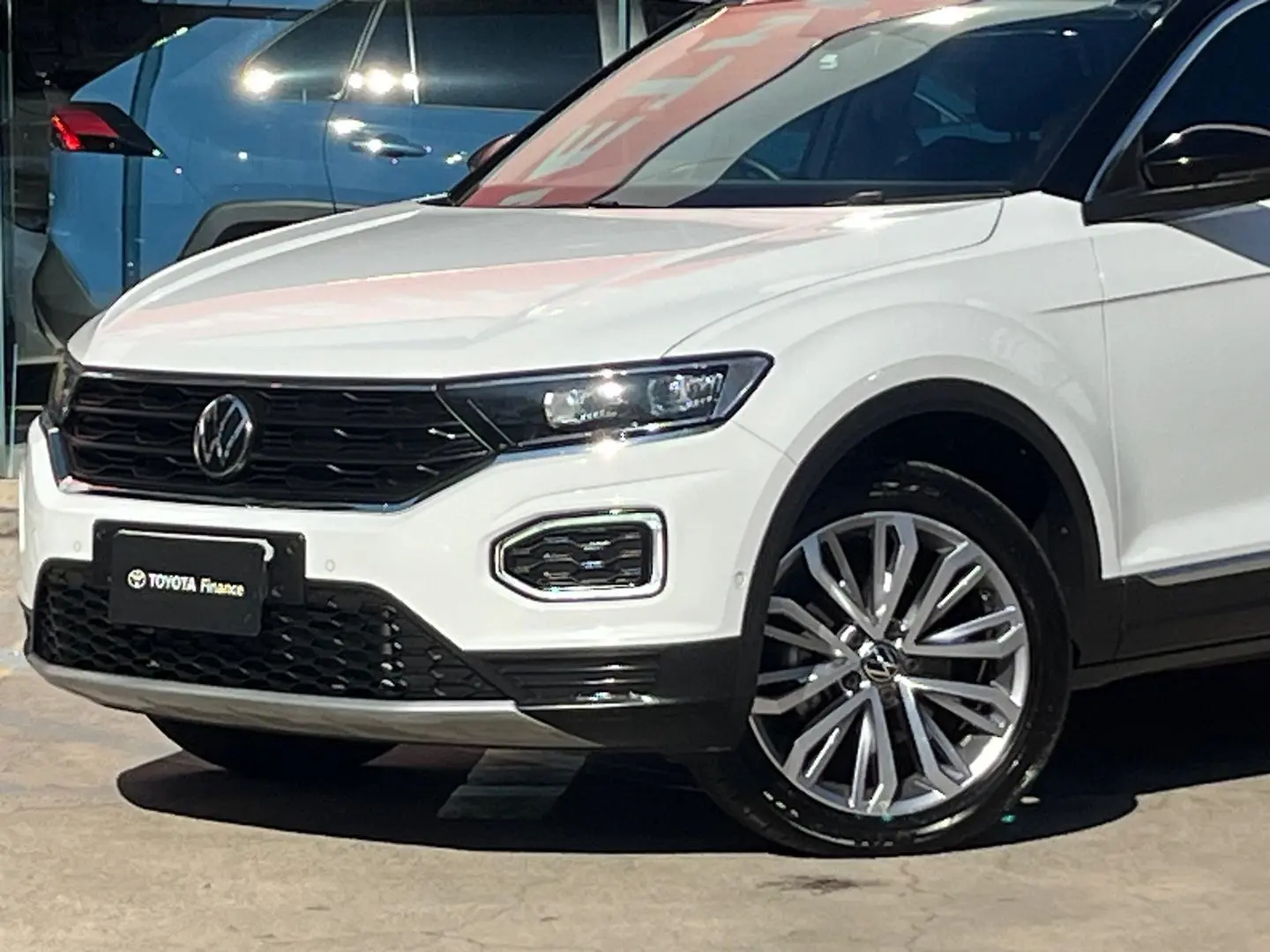 2021 Volkswagen T-Roc Gallery Image 9