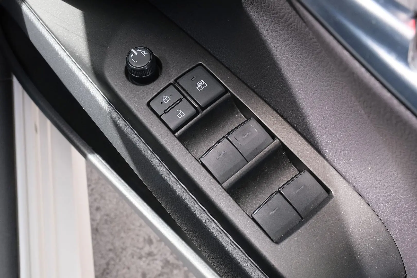 2024 Toyota Camry Gallery Image 12