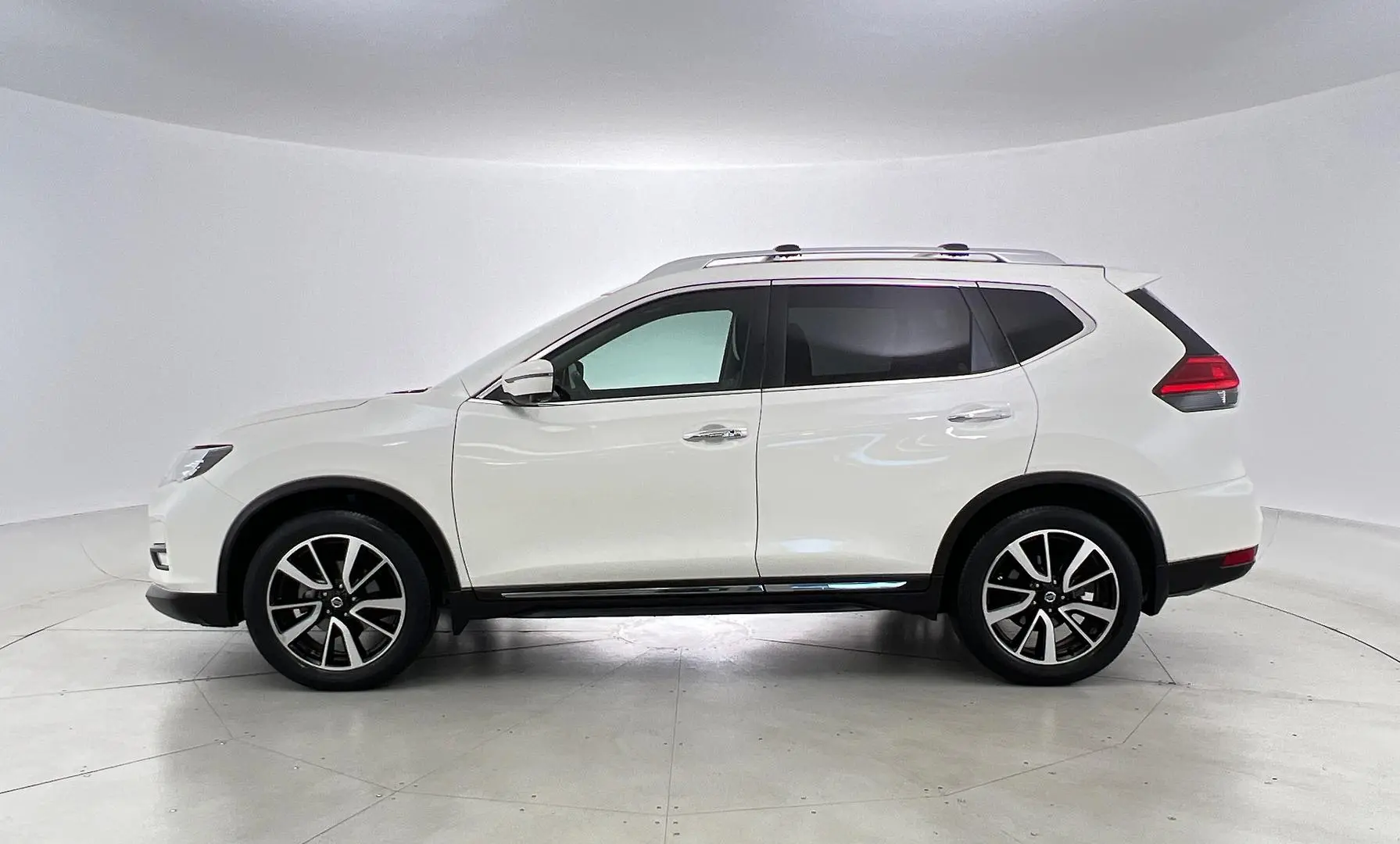 2019 Nissan X-TRAIL Image 7