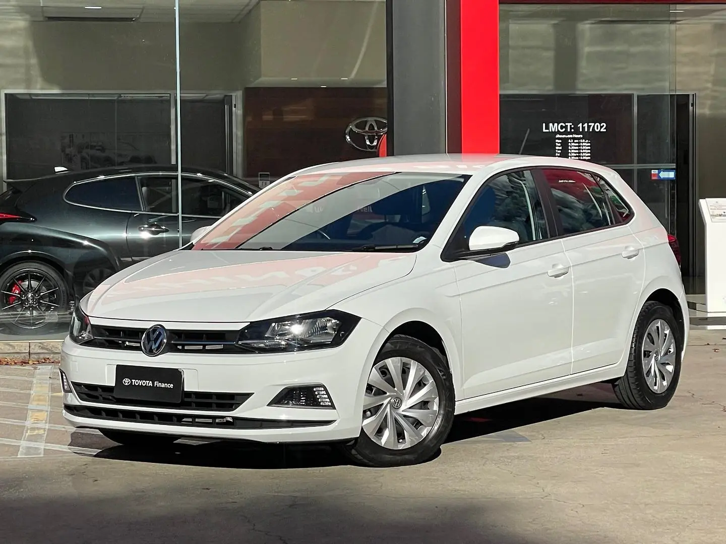 2020 Volkswagen Polo Gallery Image 4