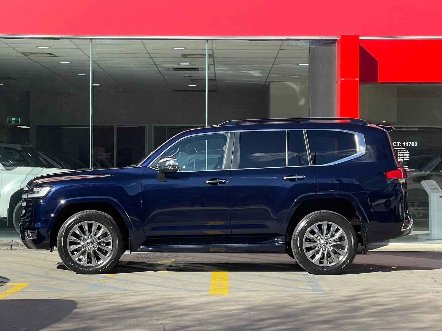 2024 Toyota Landcruiser Gallery Image 5