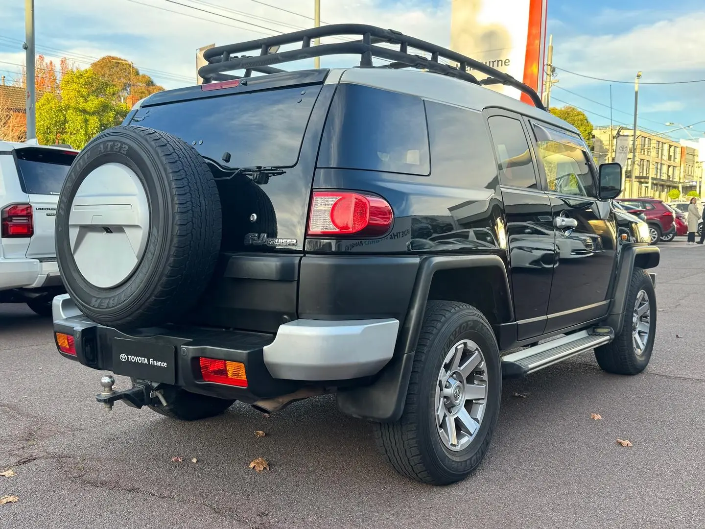 2014 Toyota FJ Cruiser Gallery Image 4