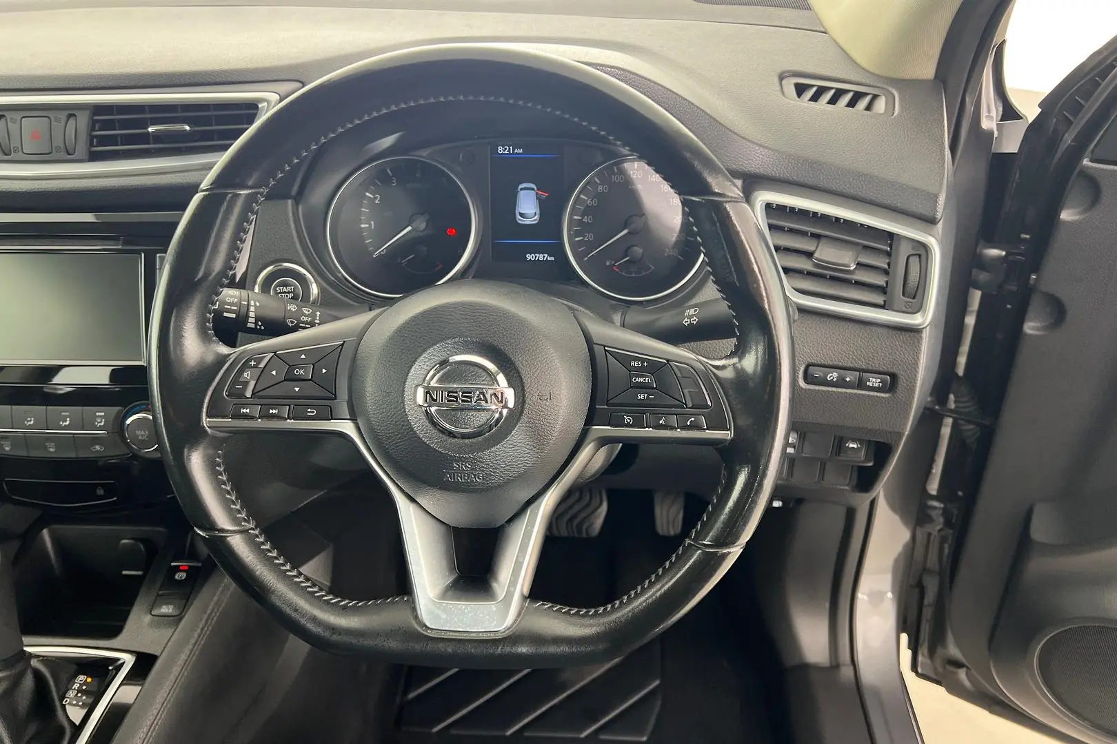 2020 Nissan QASHQAI Gallery Image 15