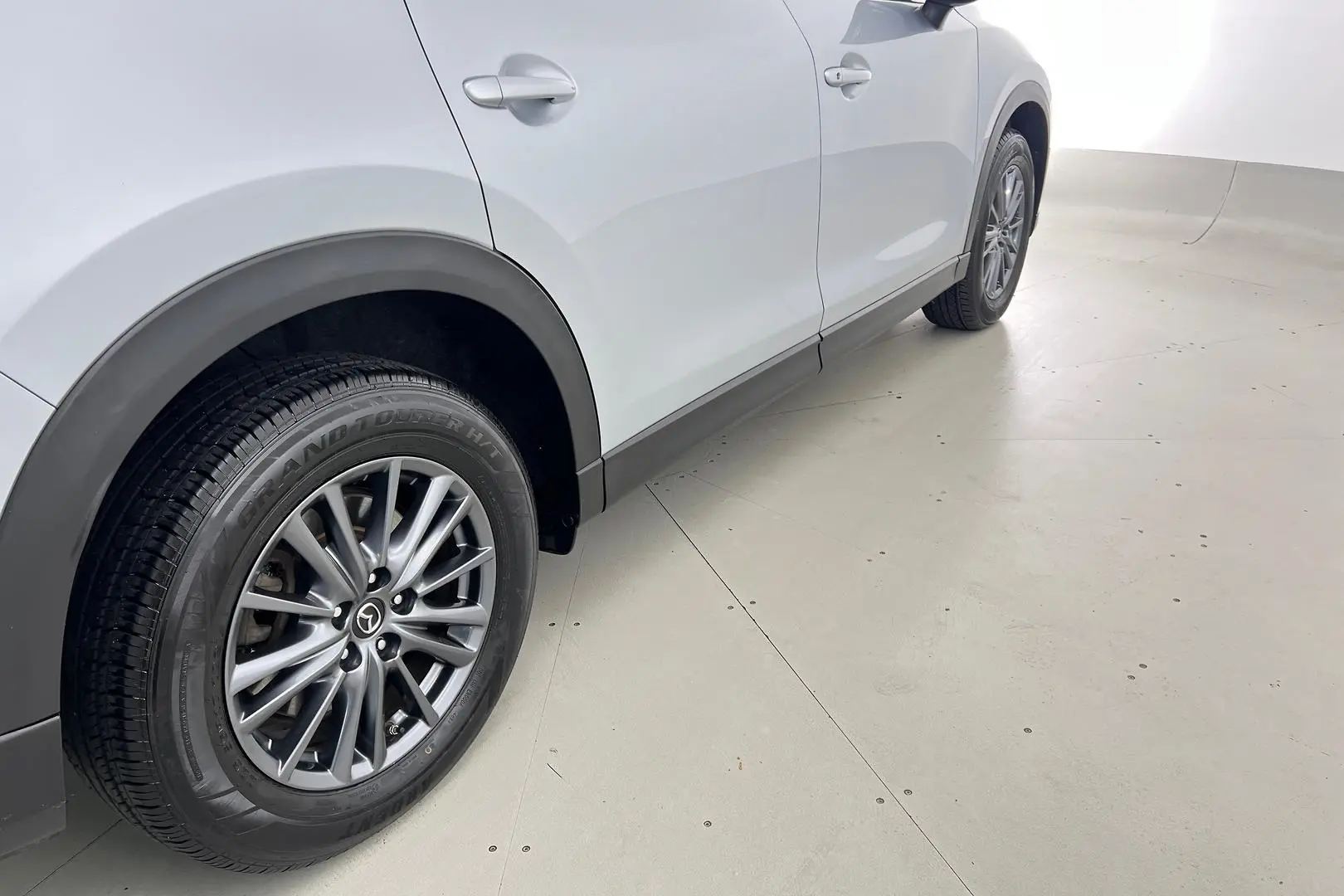 2020 Mazda CX-8 Gallery Image 5