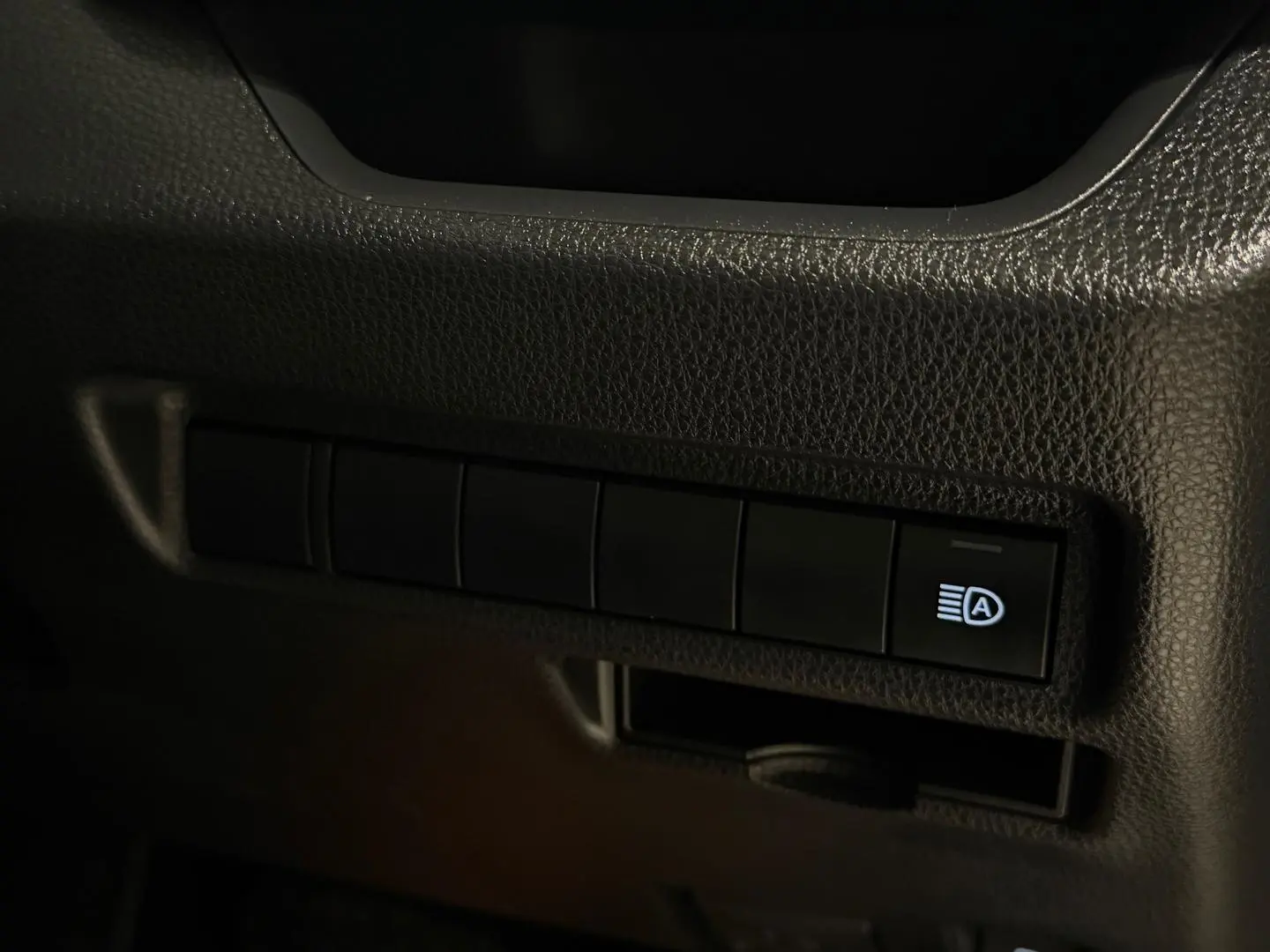 2024 Toyota RAV4 Gallery Image 20