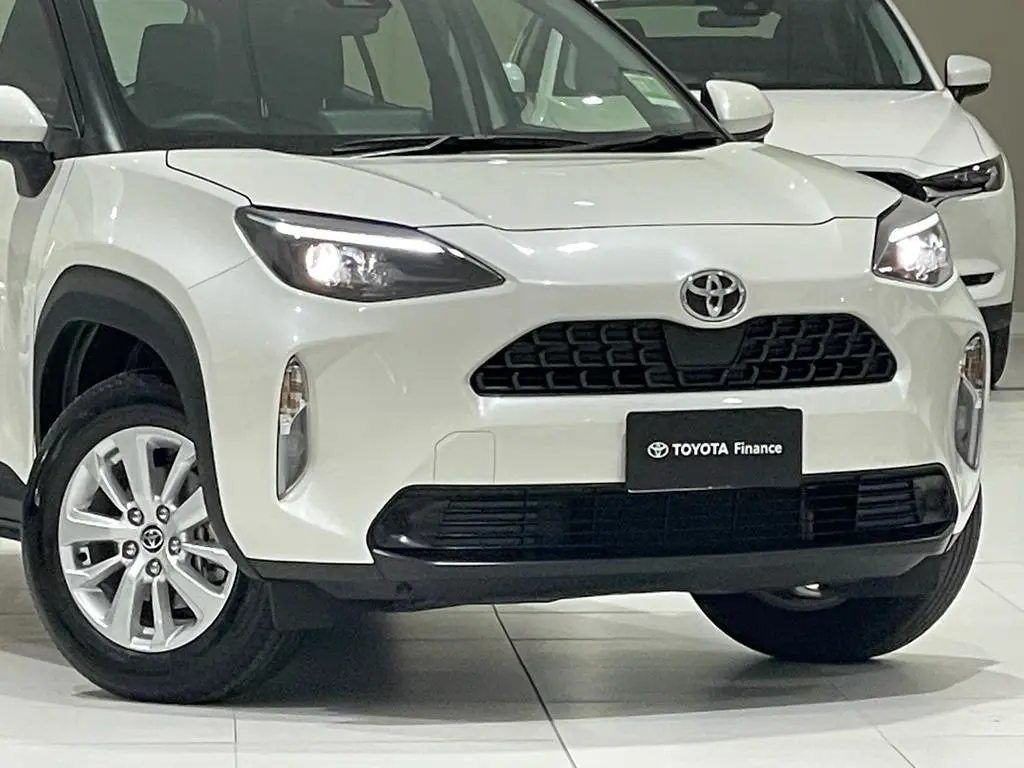 2020 Toyota Yaris Cross Gallery Image 3