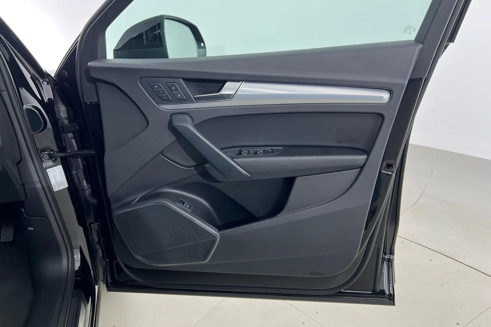 2021 Audi Q5 Gallery Image 14