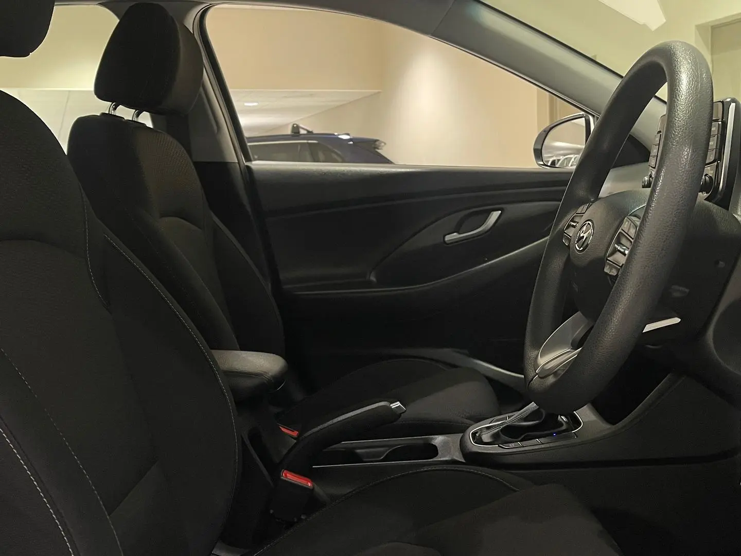 2020 Hyundai i30 Gallery Image 11