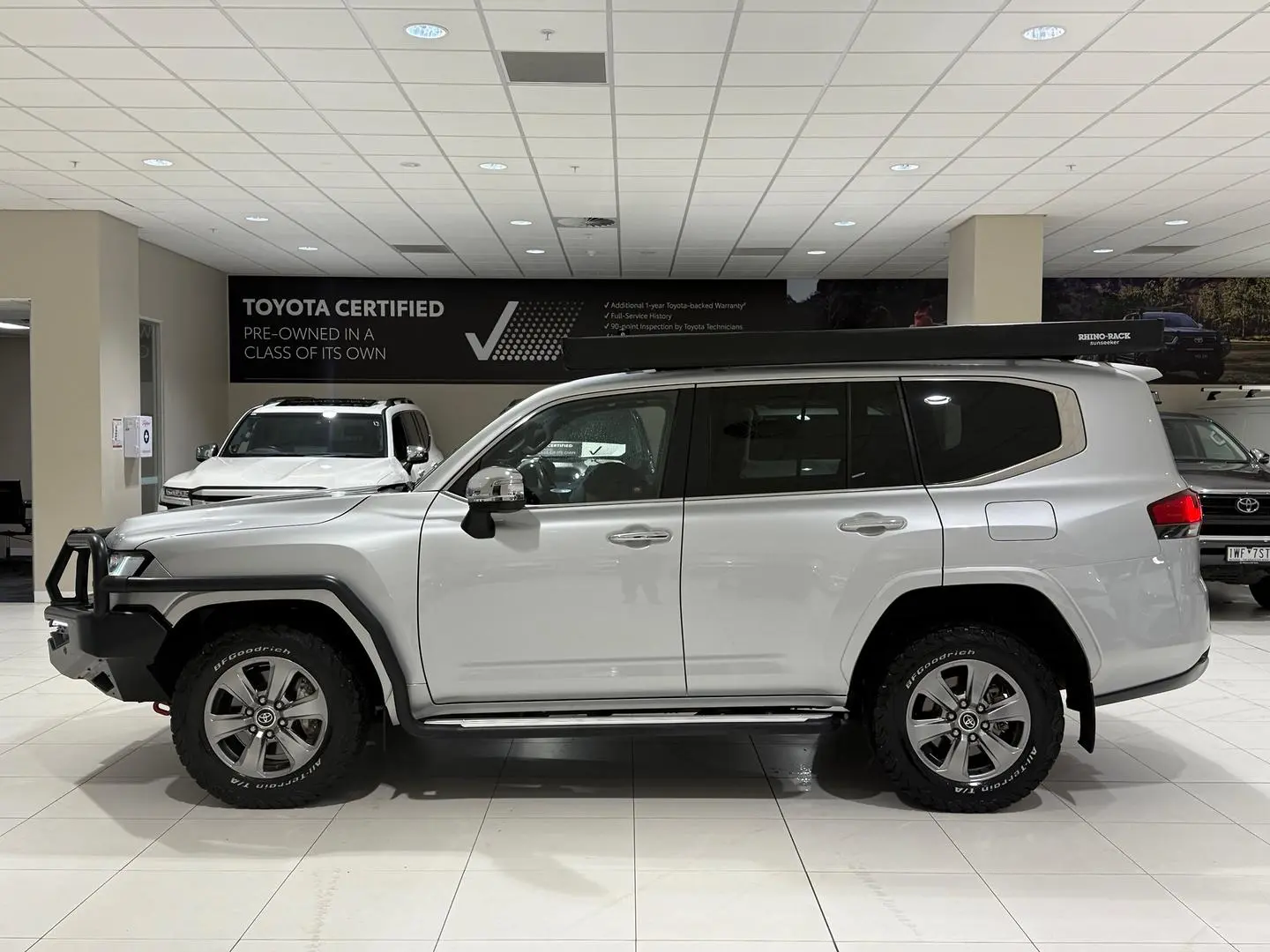 2022 Toyota Landcruiser Gallery Image 6