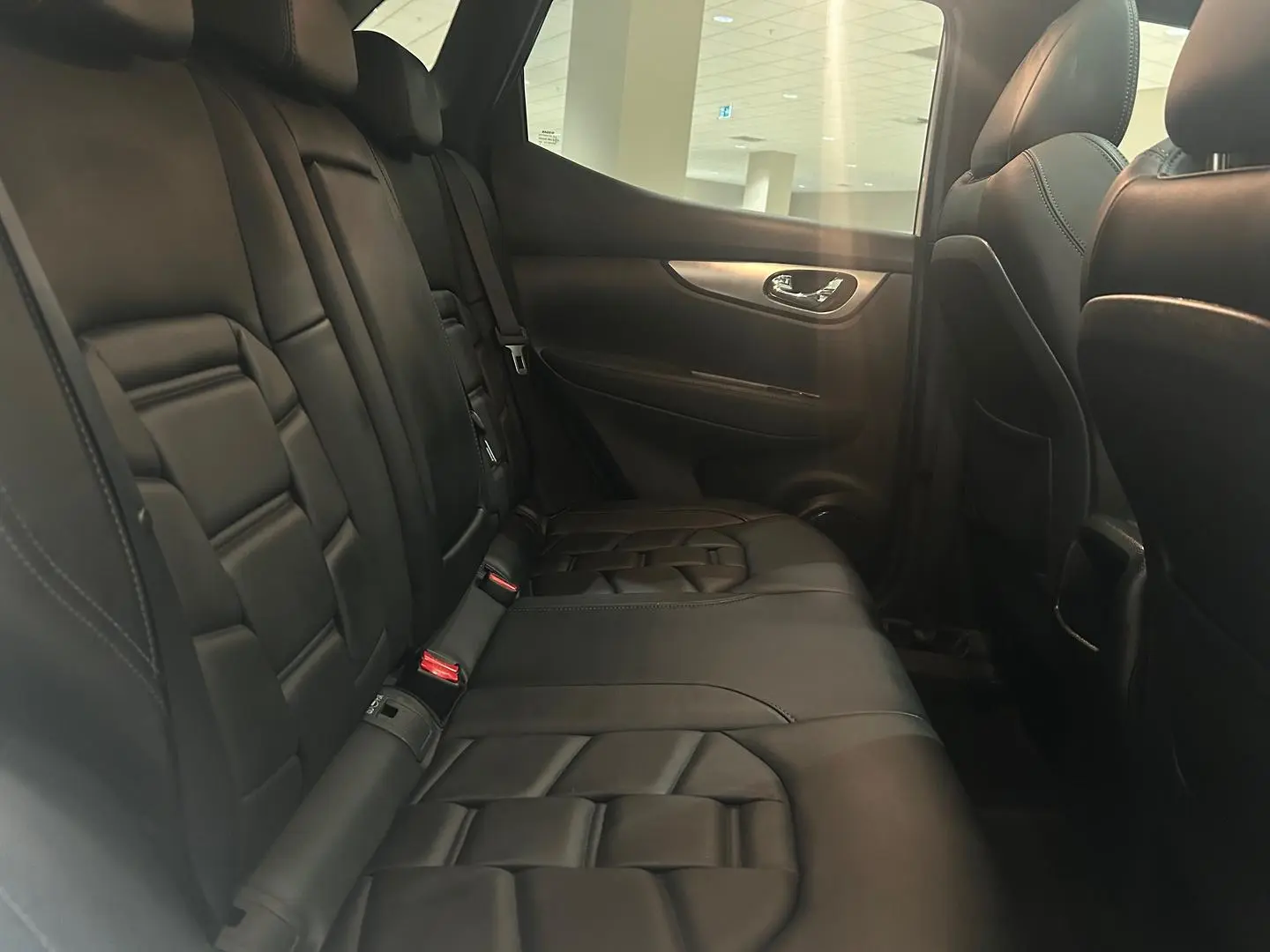 2020 Nissan QASHQAI Gallery Image 13