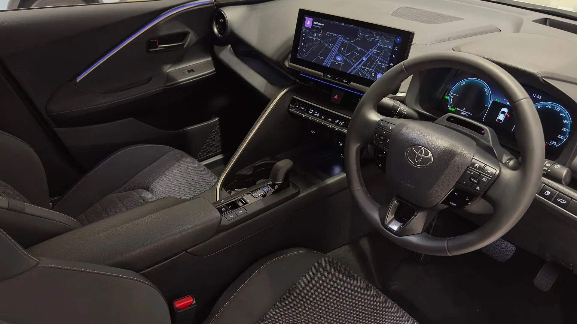 2024 Toyota C-HR Gallery Image 11