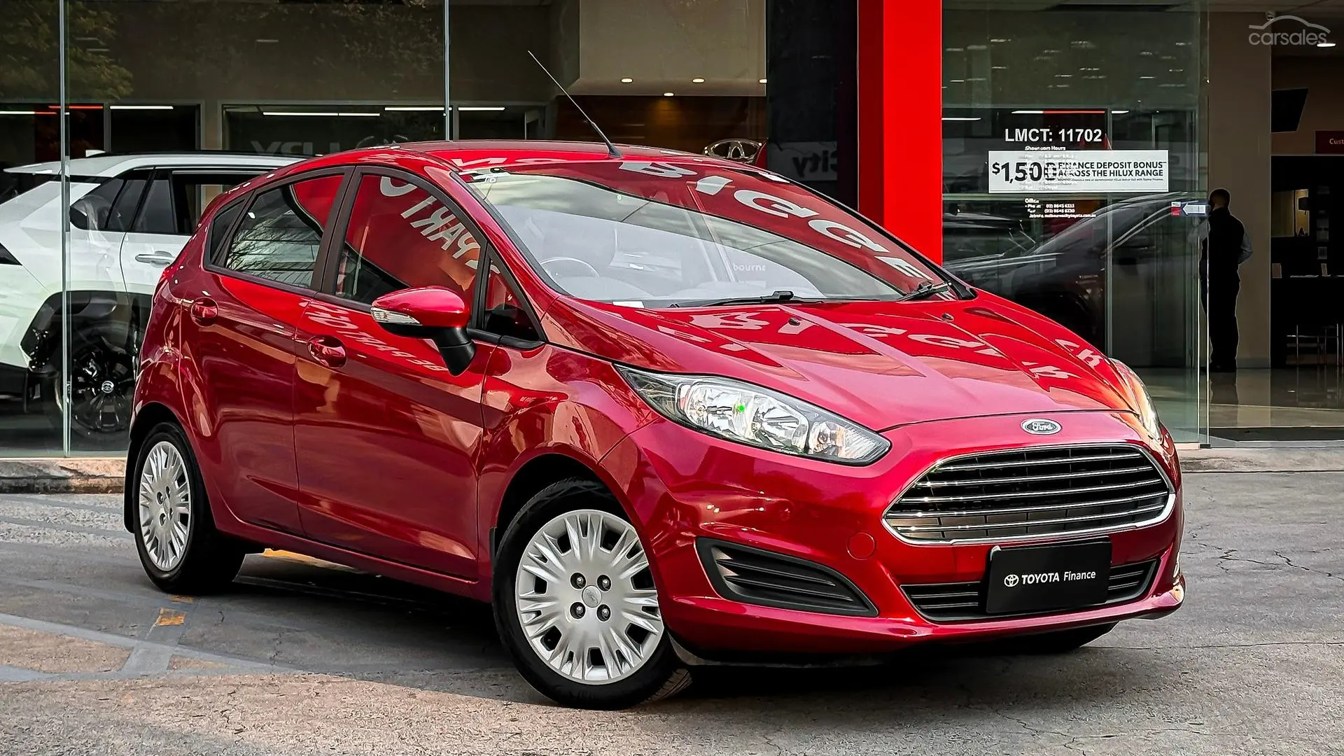 2016 Ford Fiesta Image 1