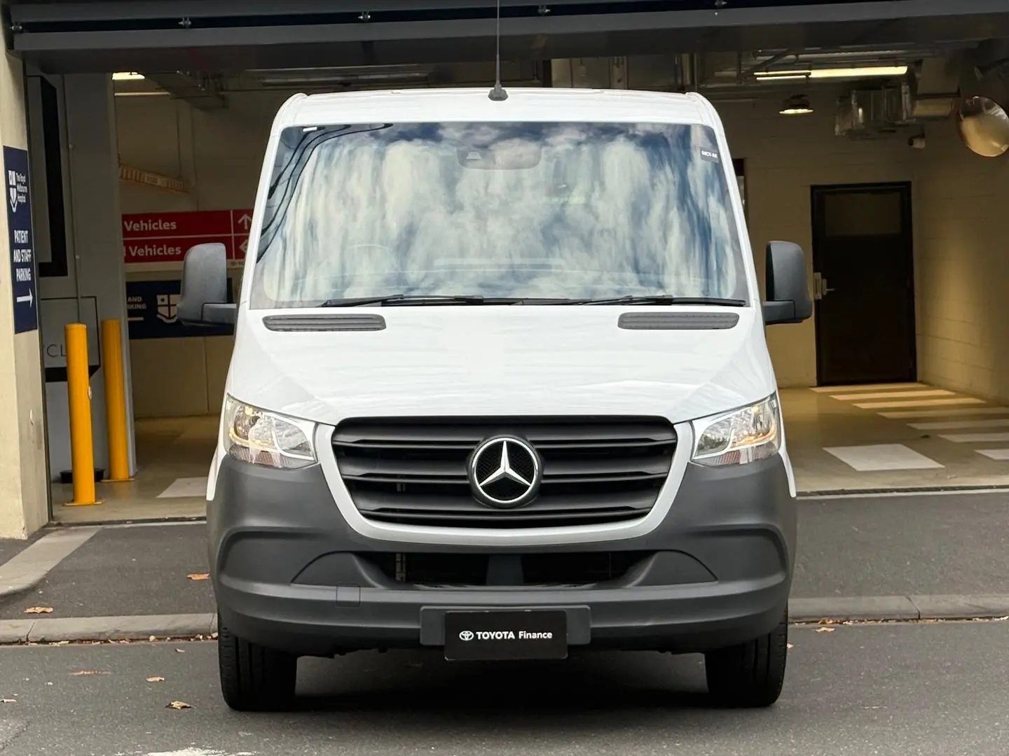 2023 Mercedes-Benz Sprinter Gallery Image 4