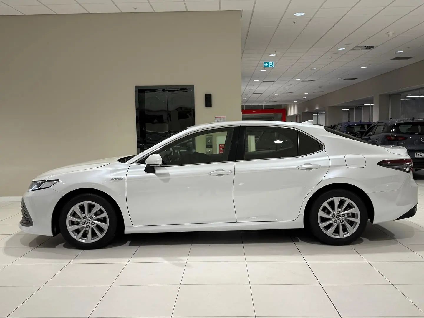 2024 Toyota Camry Gallery Image 6